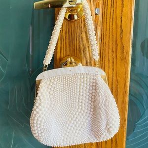 White Pearl Studded Purse/Clutch w/ Gold Kisslock